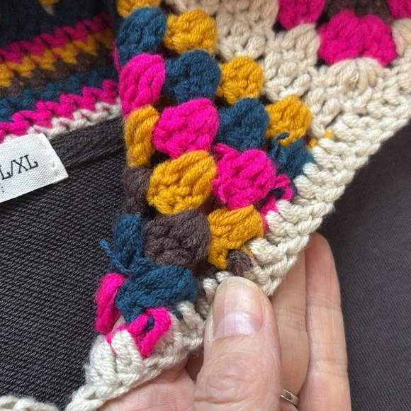 Natural Life Granny Crochet Hood Sweatshirt Charcoal Gray Oversize Size L/XL - Picture 9 of 11